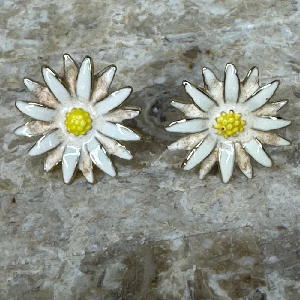 Kate Spade Gold Sunburst Petite Earring